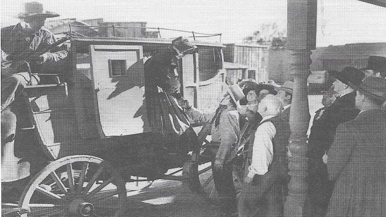 Backdrop image for movie Frontier Pony Express