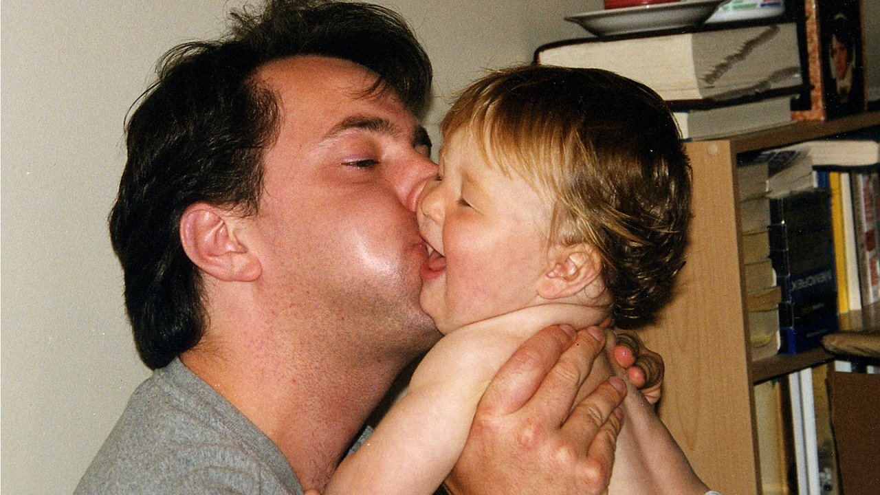 Backdrop image for movie Dear Zachary: A Letter to a Son About His Father