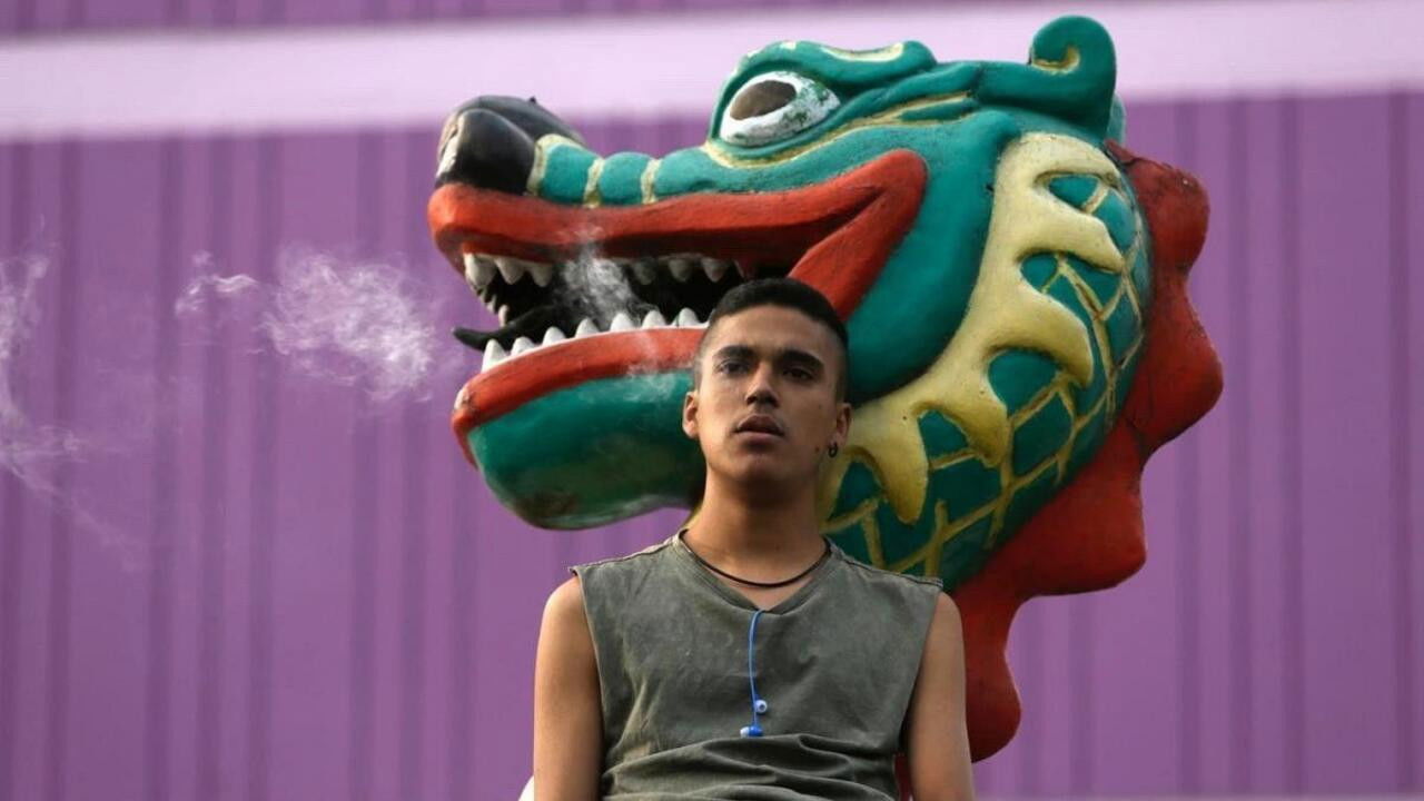 Backdrop image for movie Impossible Things