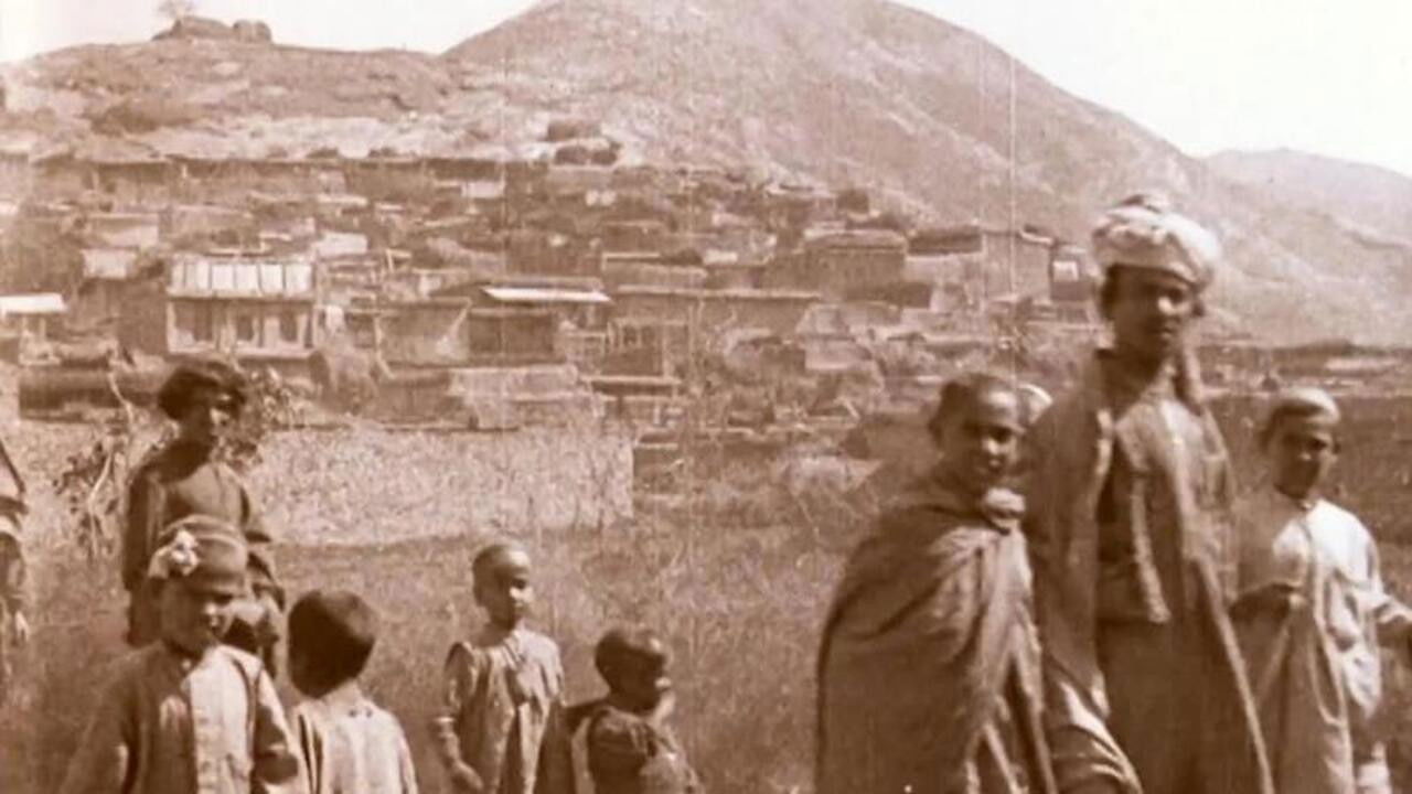 Backdrop image for movie Edward Prince of Wales' Tour of India: Malakand, Kapurthala and Dehra Dun