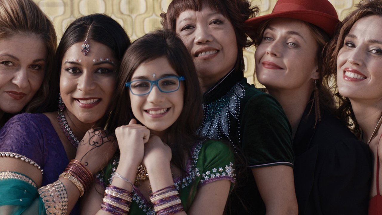Backdrop image for movie Babylon Sisters
