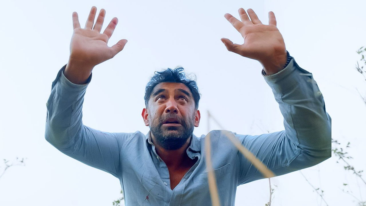 Backdrop image for movie Ghuspaith: Between Borders