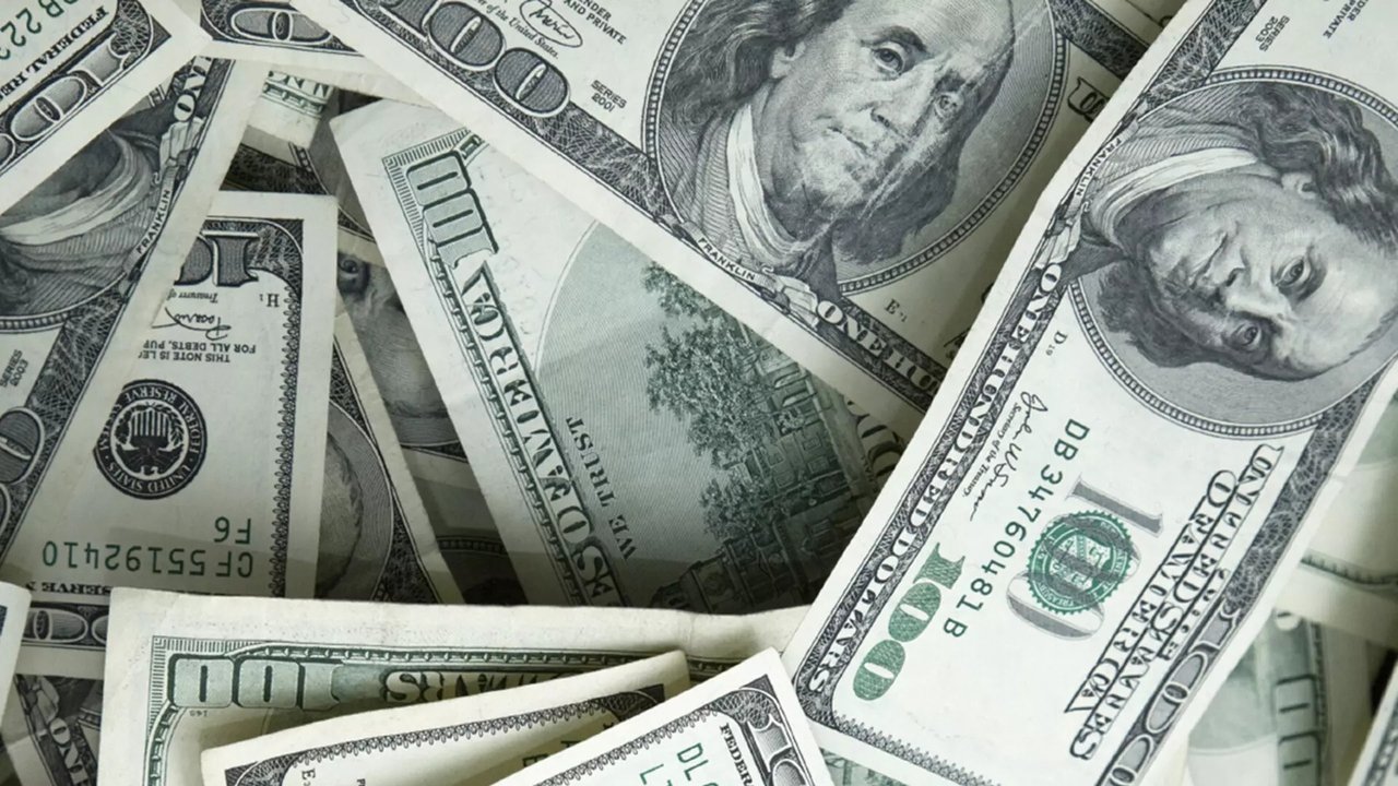 Backdrop image for movie Born Rich