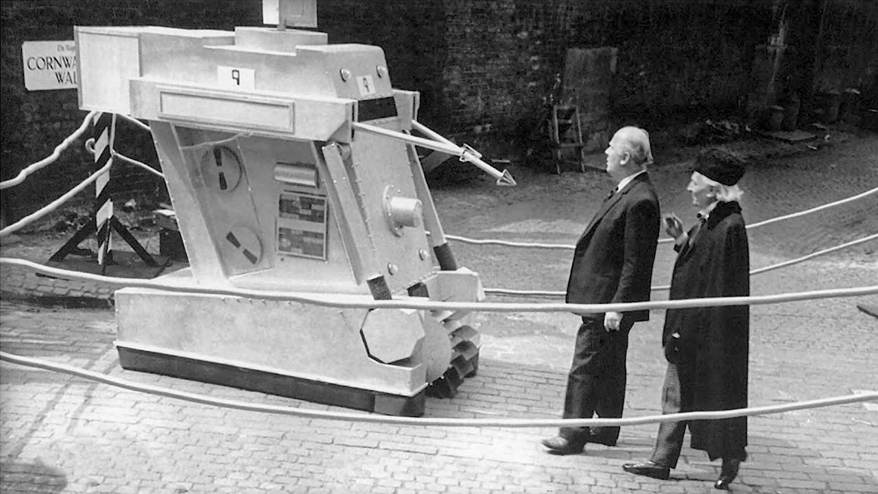Backdrop image for movie Doctor Who: The War Machines