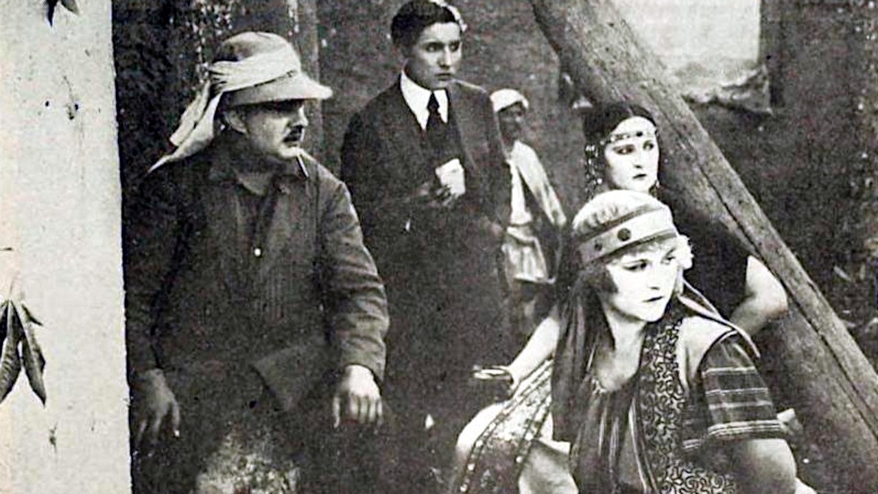 Backdrop image for movie The Silent Mystery