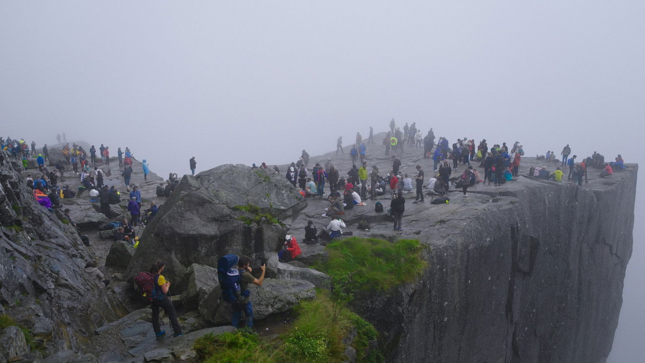 Backdrop image for movie The Spectacle