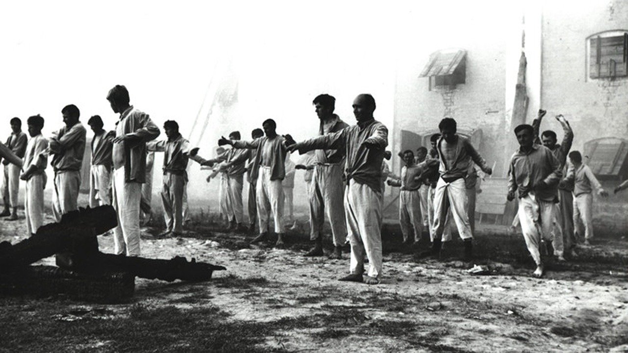 Backdrop image for movie Holy Sand