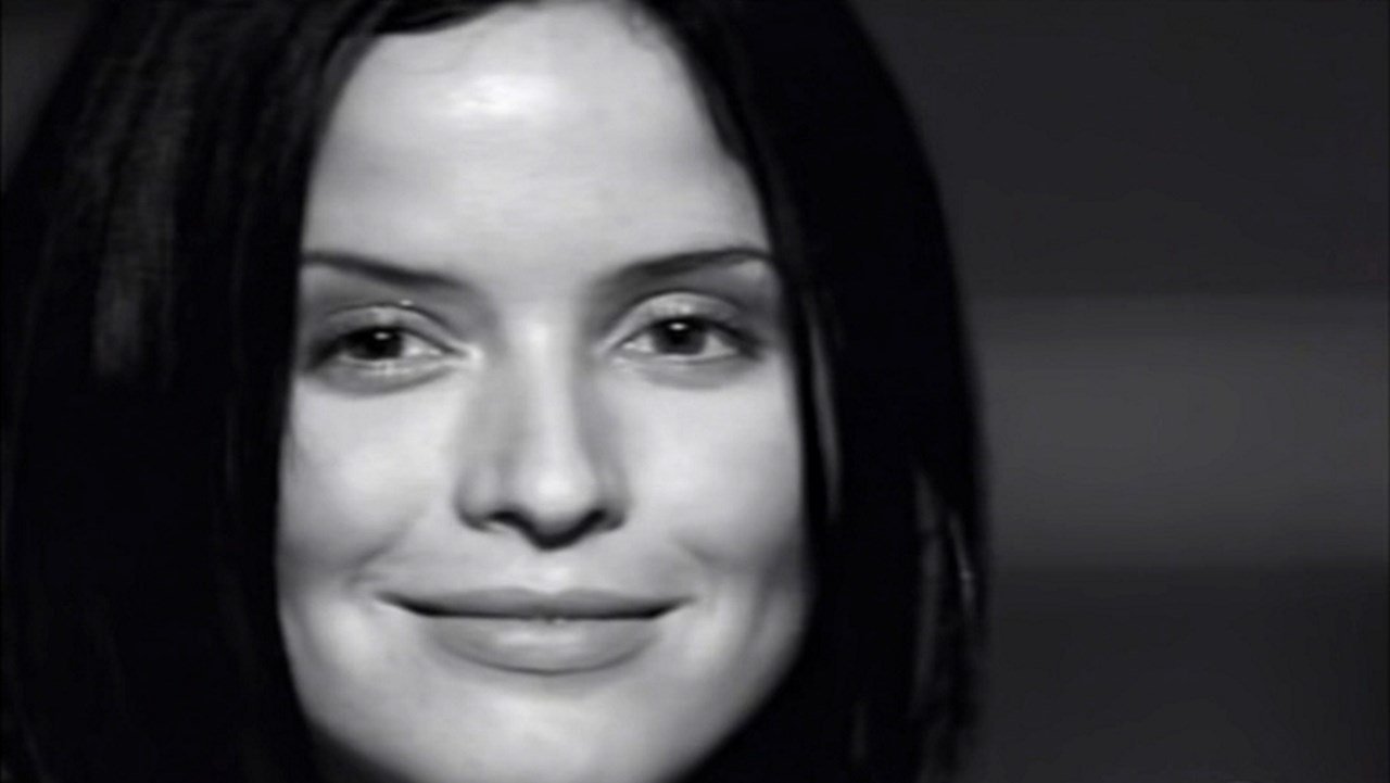 Backdrop image for movie The Corrs Live from Dublin