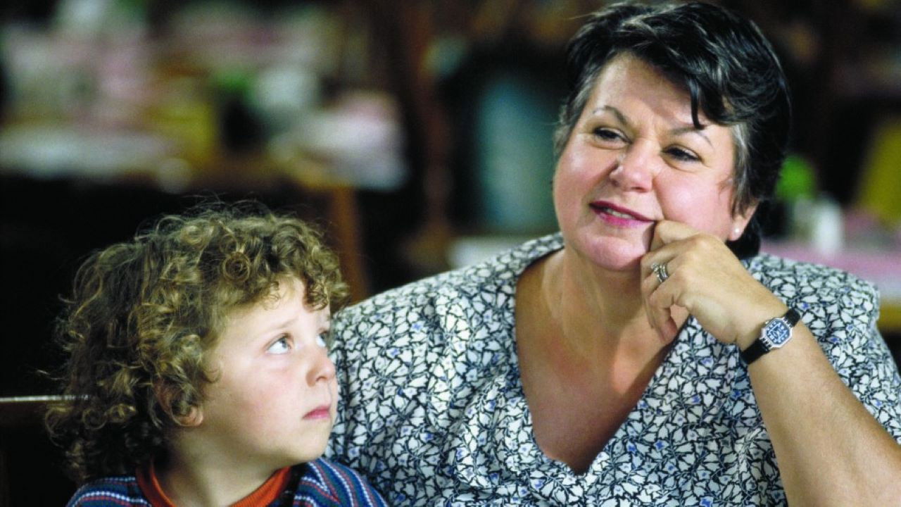 Backdrop image for movie It's Your Turn, Laura