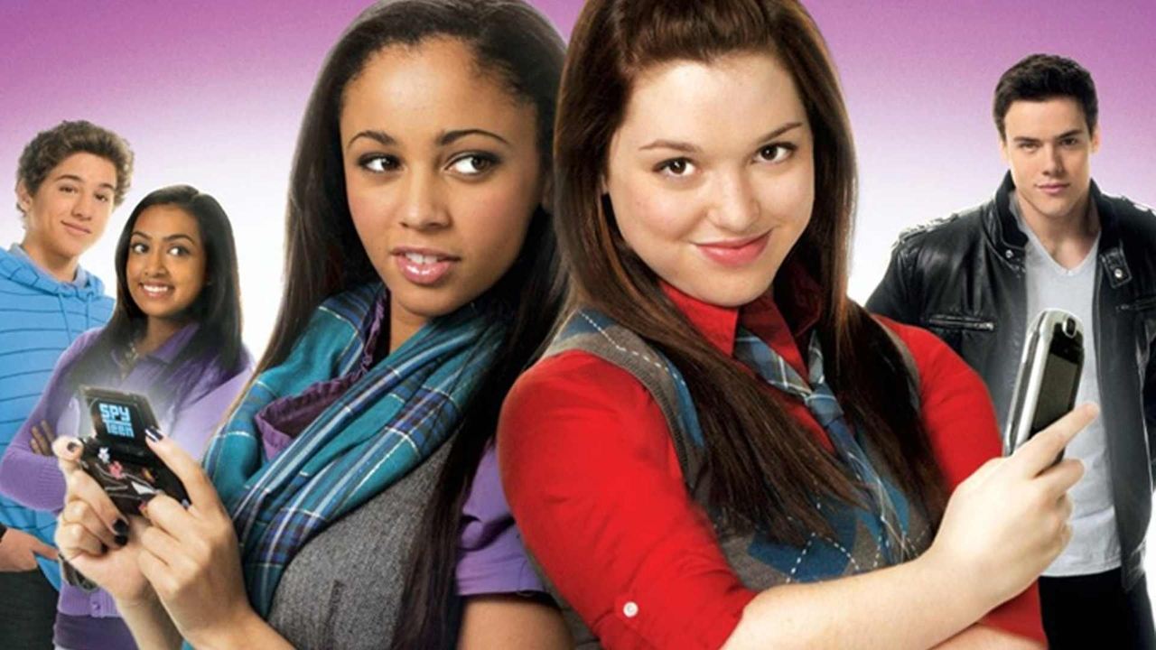 Backdrop image for movie Harriet the Spy: Blog Wars