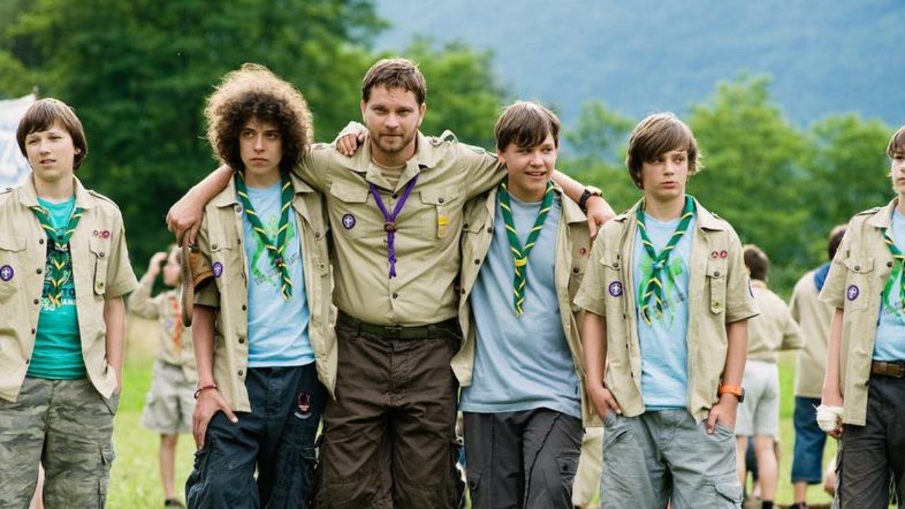 Backdrop image for movie Going Our Way 2