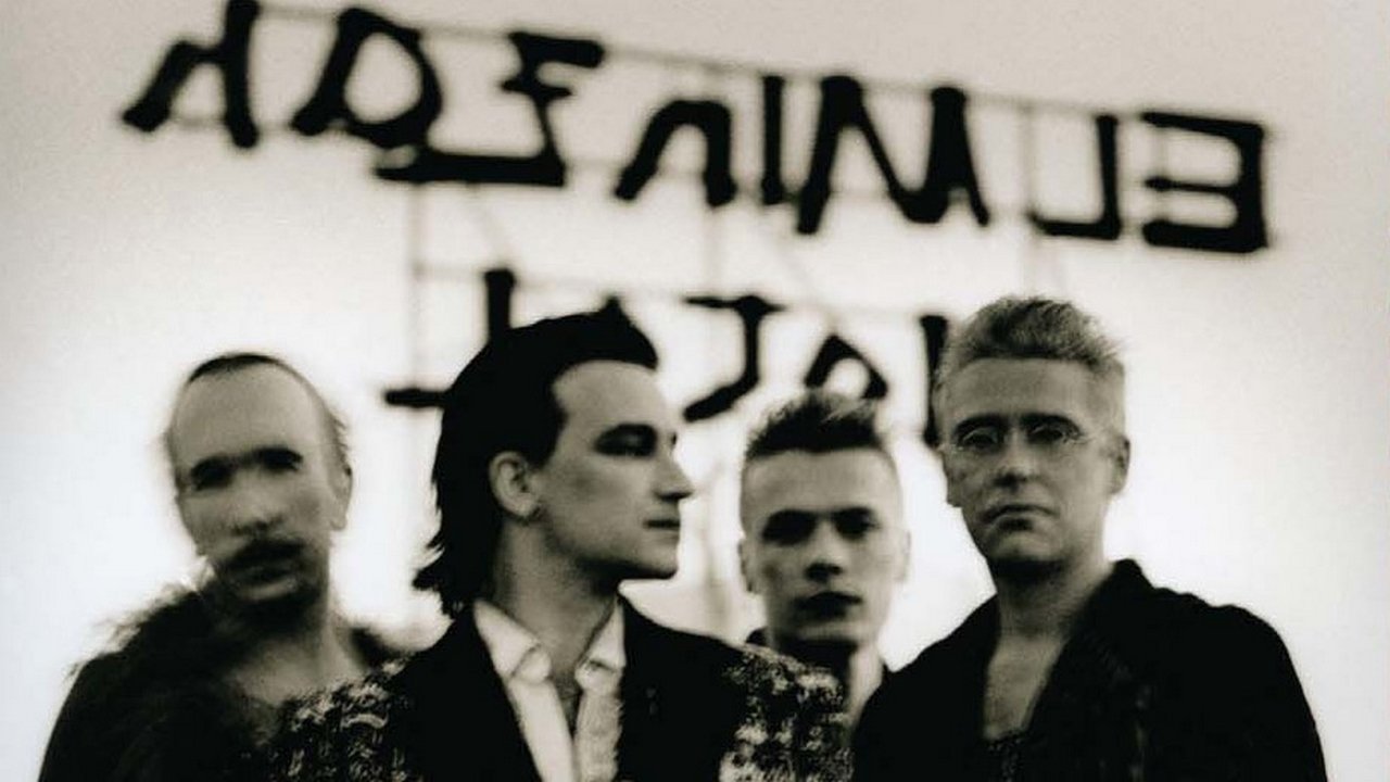 Backdrop image for movie U2: The Best of 1990-2000