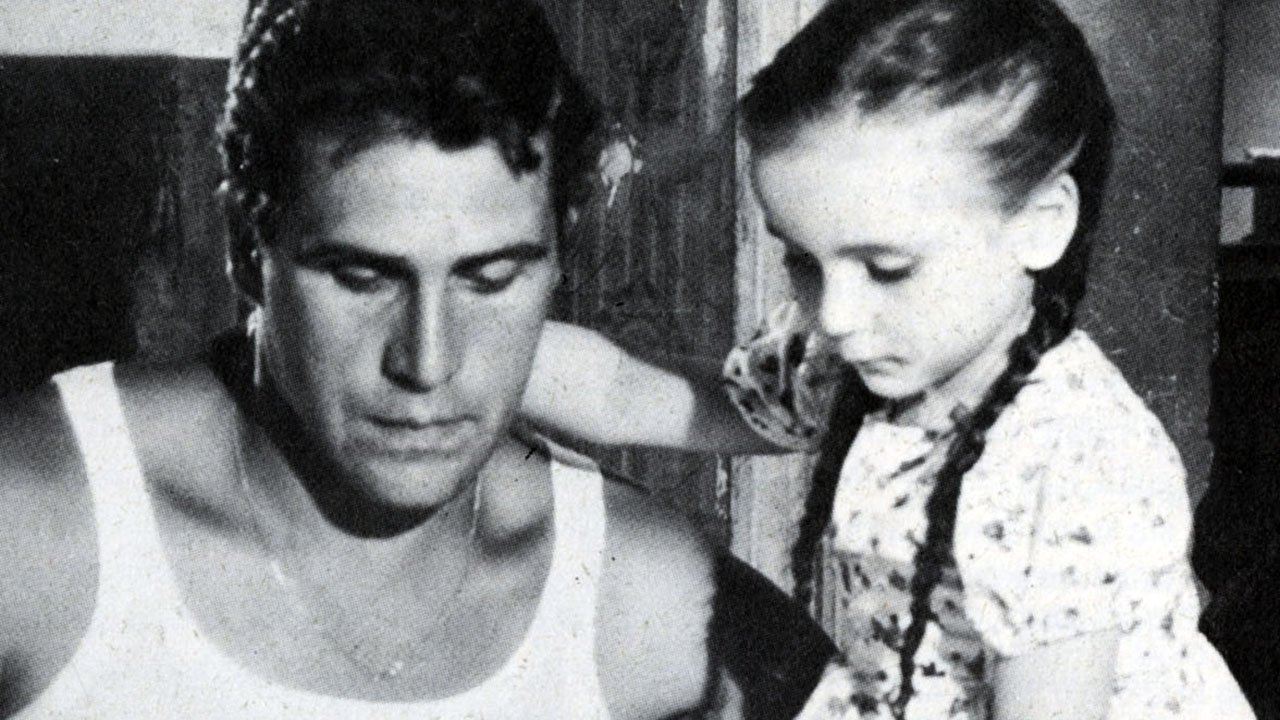 Backdrop image for movie Bellissima