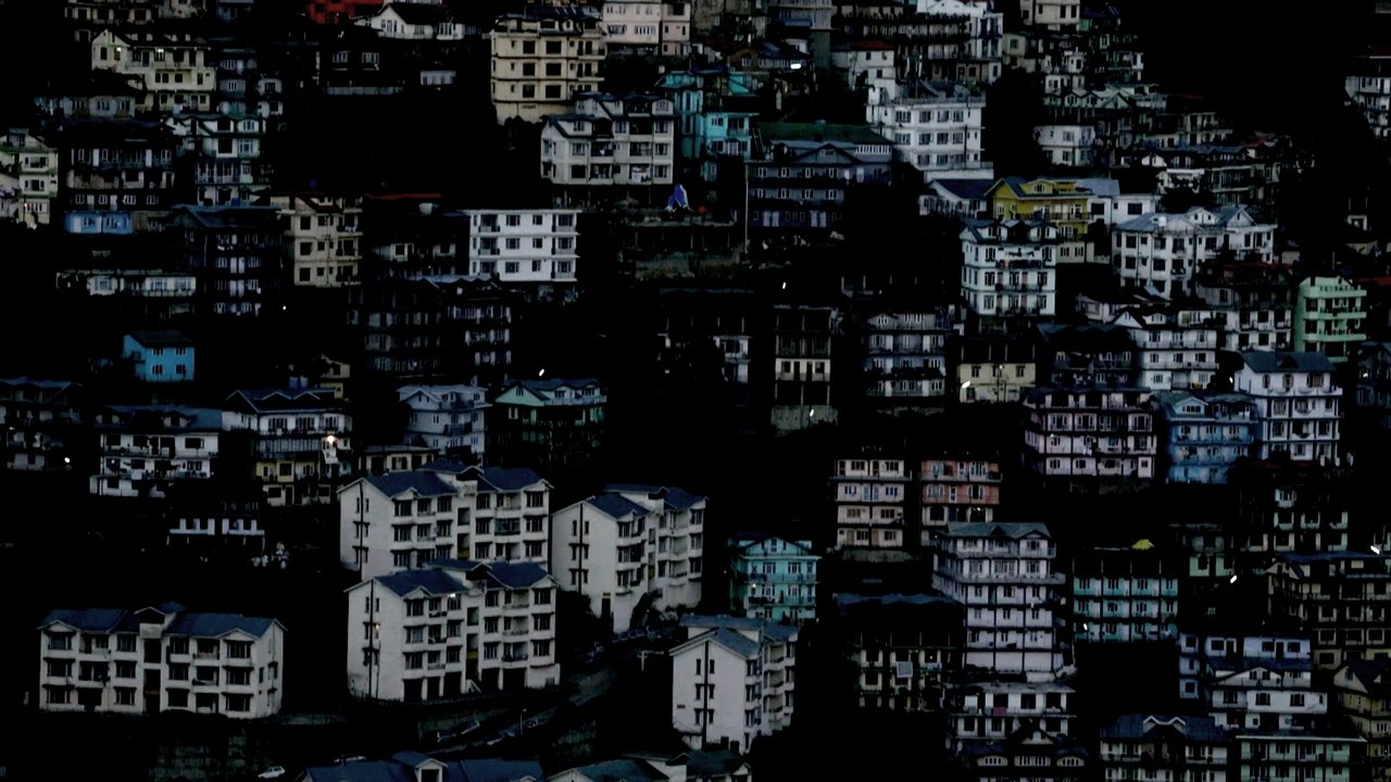 Backdrop image for movie Even Red Can Be Sad