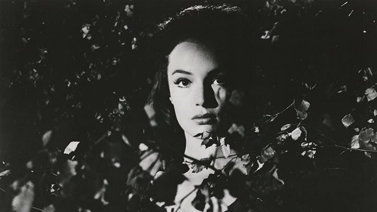 Backdrop image for movie The Snake Woman