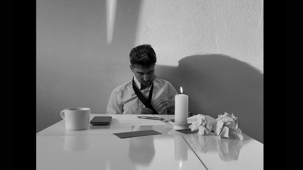 Backdrop image for movie ORIGAMI