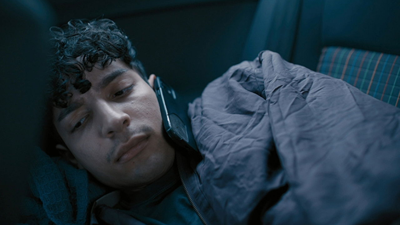 Backdrop image for movie The Call