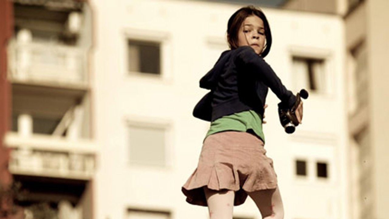 Backdrop image for movie Cathrine's Private Life