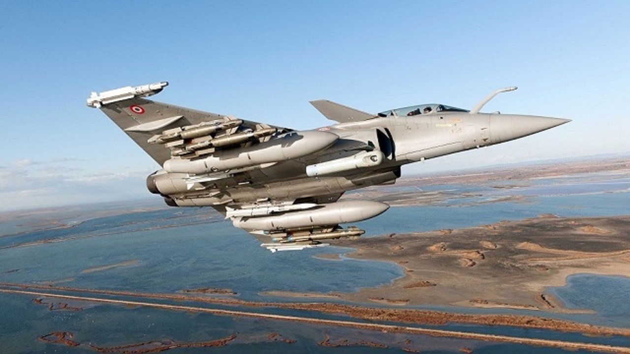 Backdrop image for movie Le Rafale : Avion secret défense