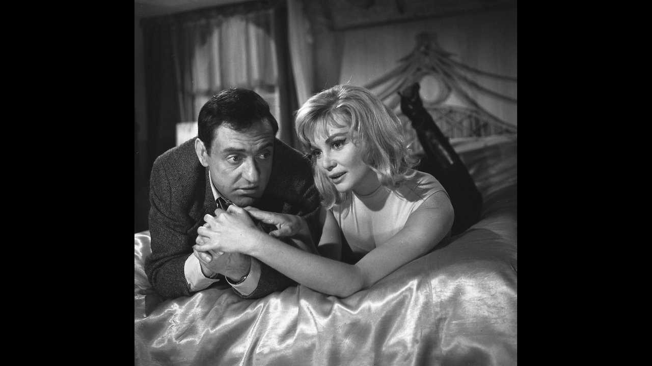 Backdrop image for movie Rattle of a Simple Man
