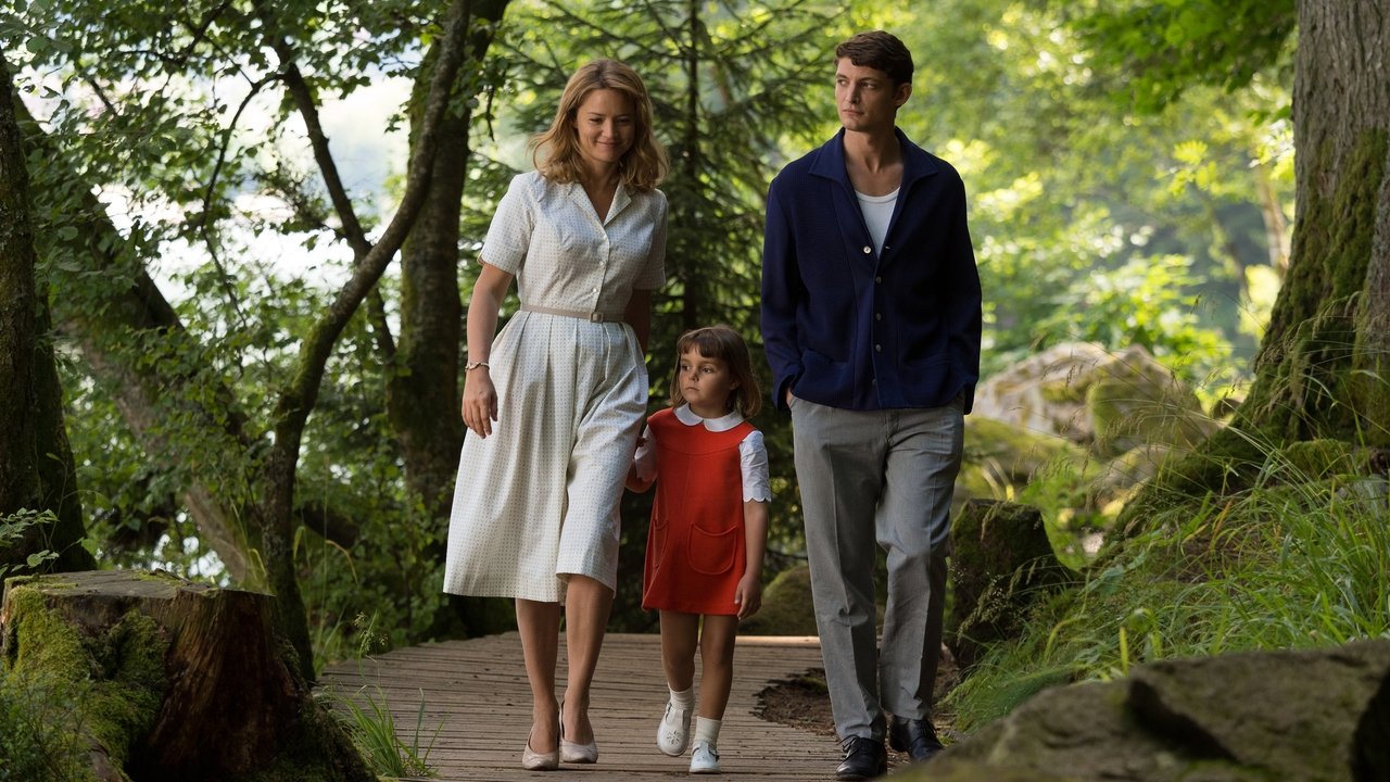 Backdrop image for movie An Impossible Love