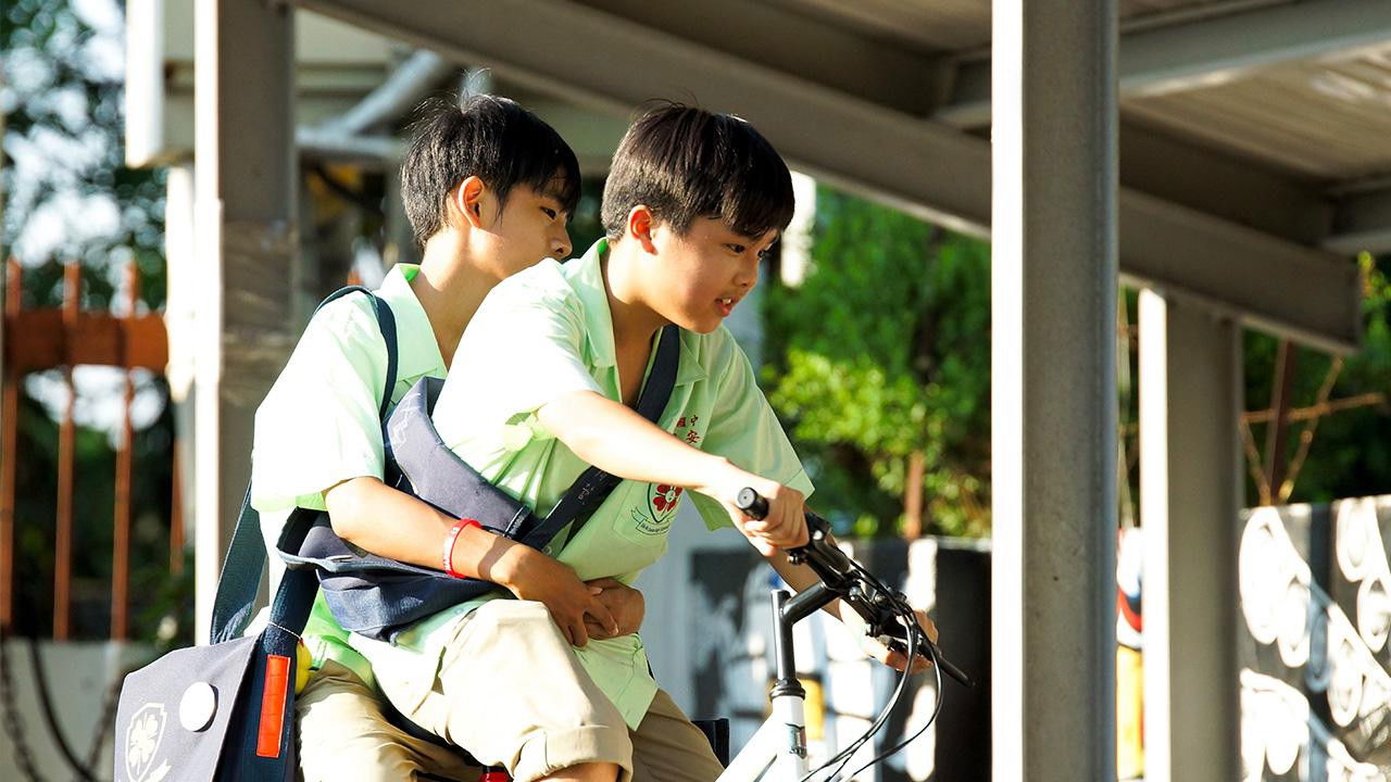 Backdrop image for movie The Confession