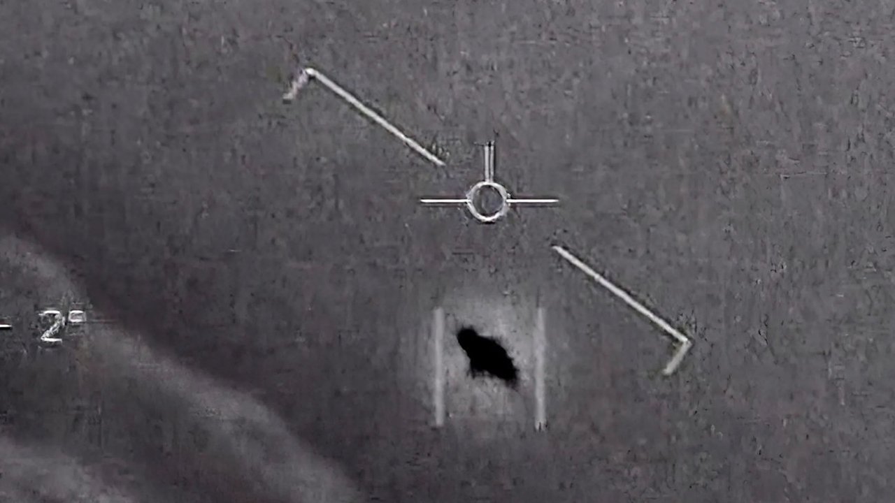Backdrop image for movie UAP: Unidentified Aerial Phenomena