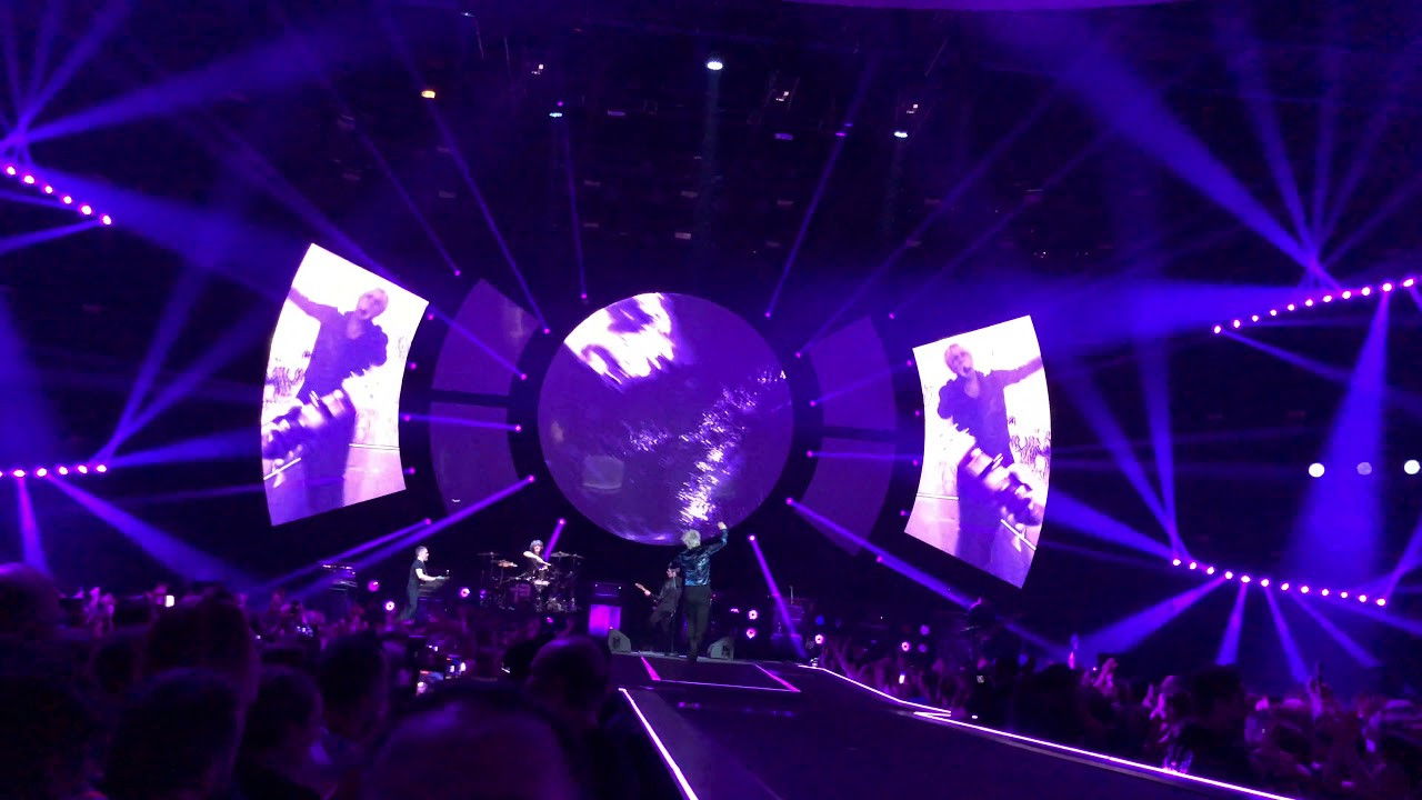 Backdrop image for movie Indochine - Black City Tour