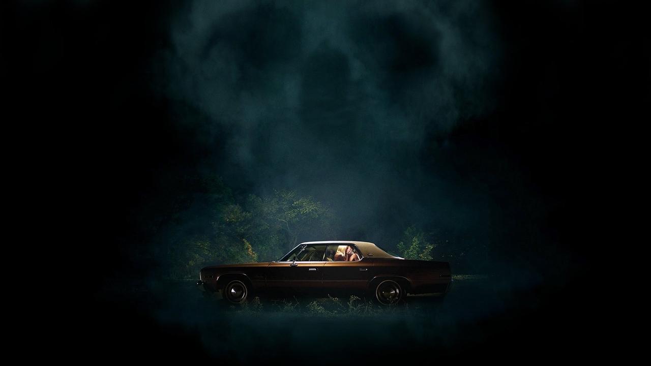 Backdrop image for movie It Follows