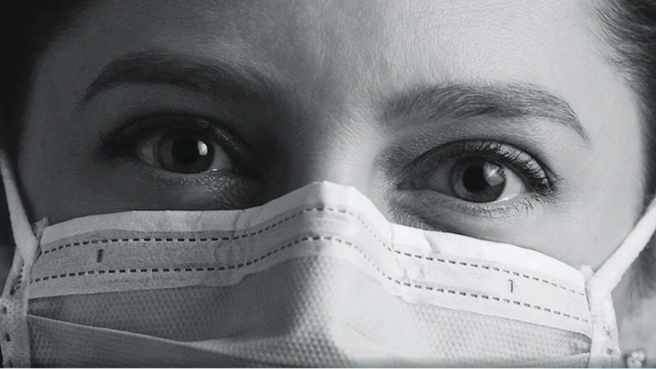 Backdrop image for movie Behind the Mask - Stories of the COVID-19 pandemic