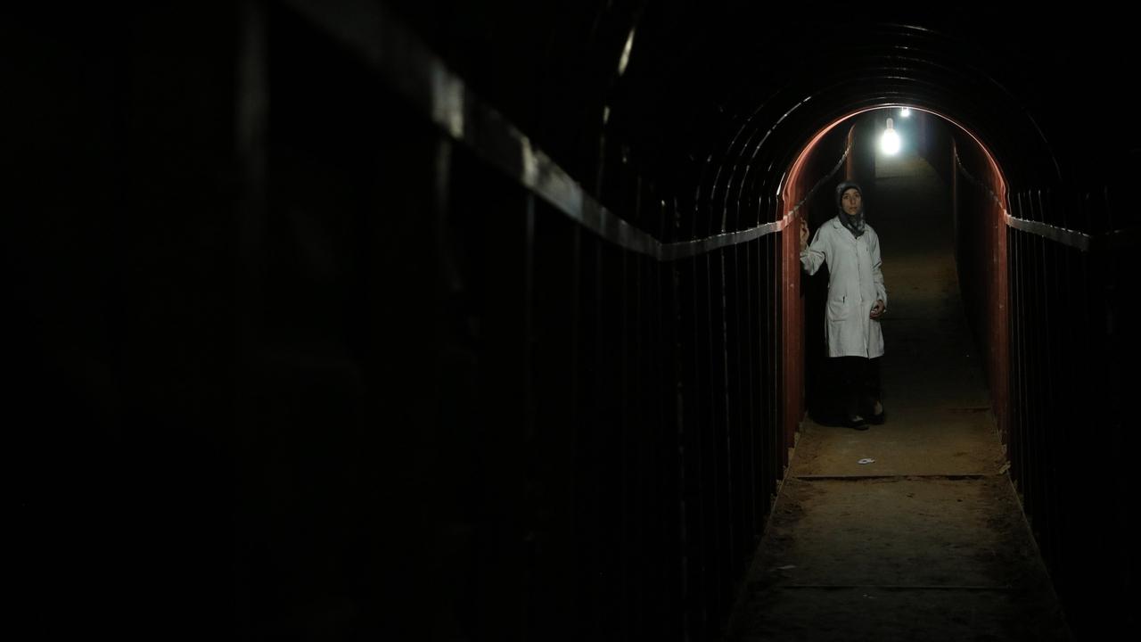 Backdrop image for movie The Cave
