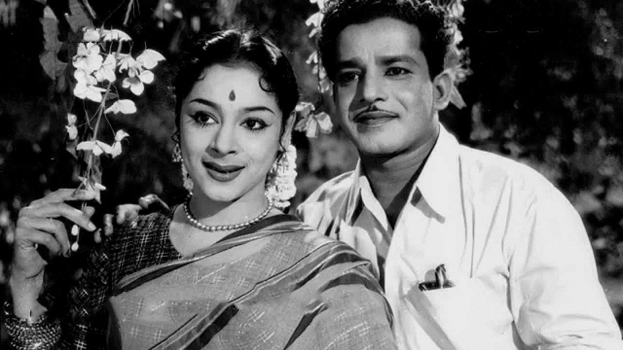 Backdrop image for movie Nairu Pidicha Pulivalu