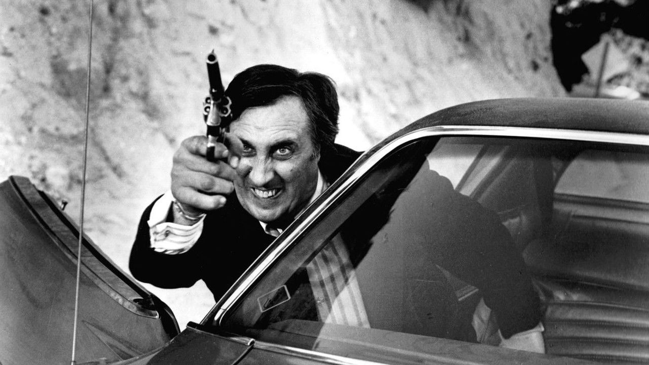 Backdrop image for movie The Outfit