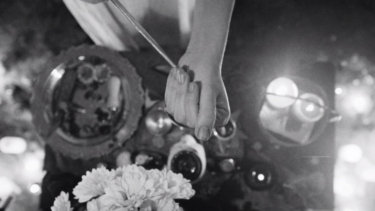 Backdrop image for movie El Ocaso de los Dioses (Nightfall of Gods)