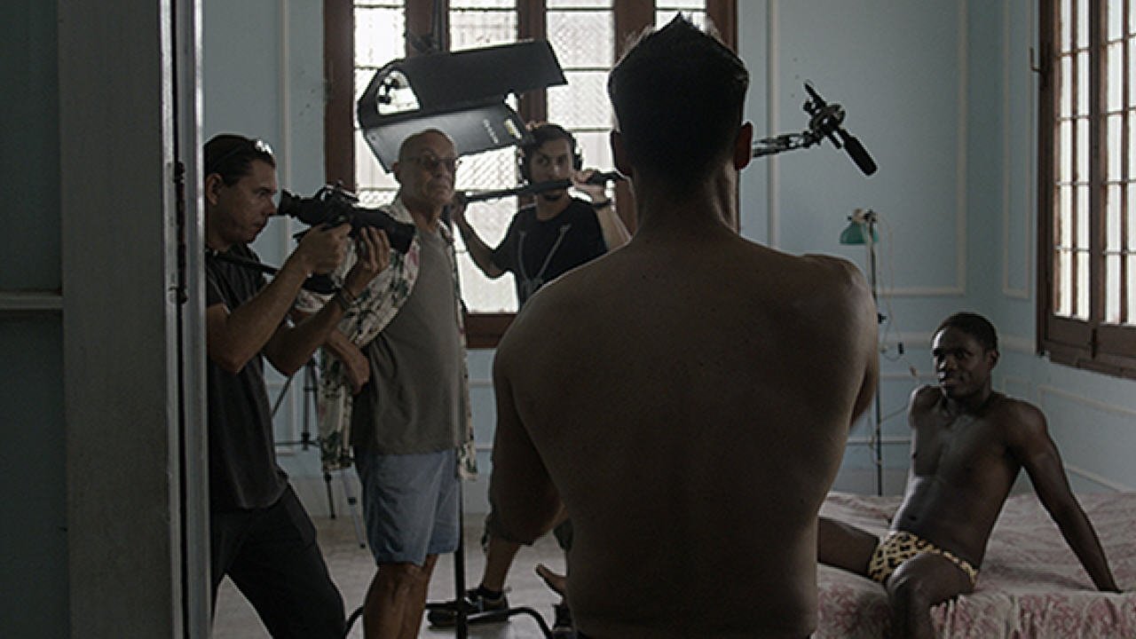 Backdrop image for movie Alfa