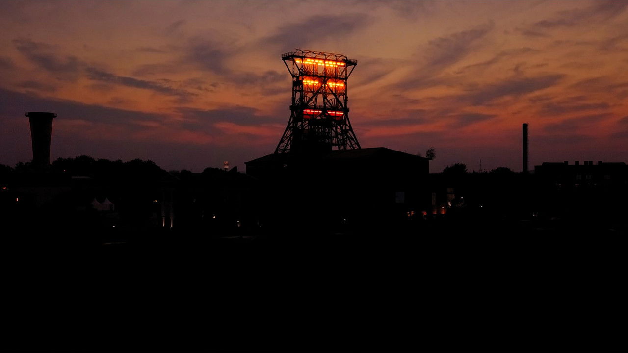 Backdrop image for movie 32