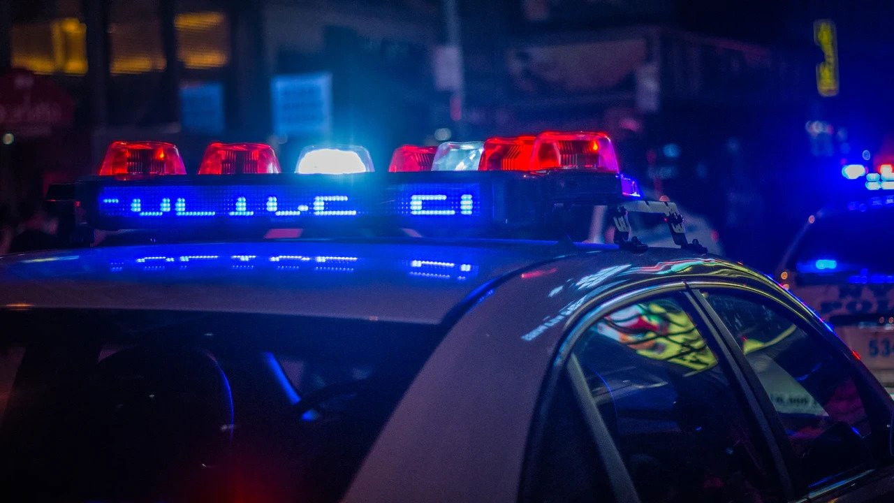 Backdrop image for movie Fractured Justice