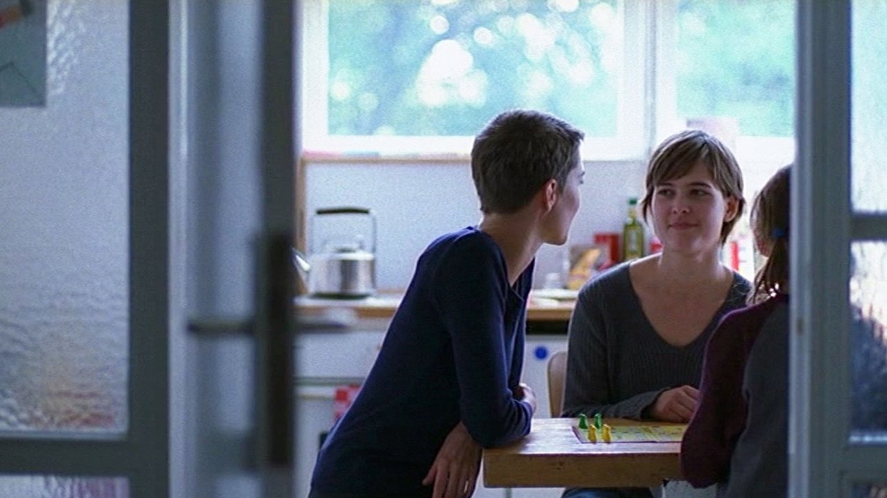Backdrop image for movie Passing Summer