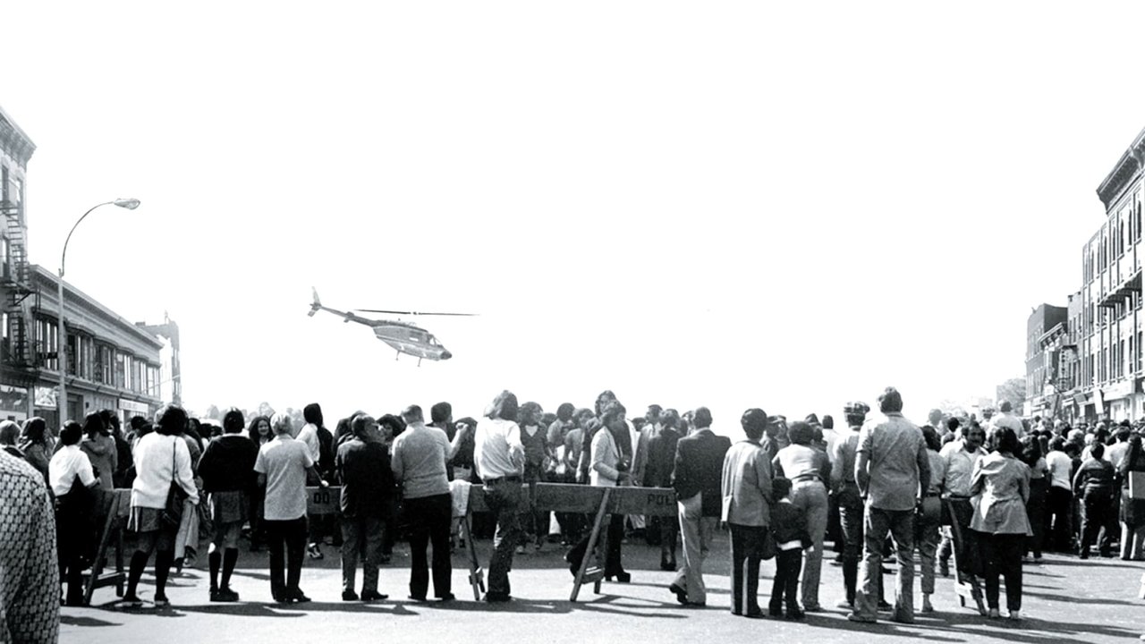 Backdrop image for movie Dog Day Afternoon