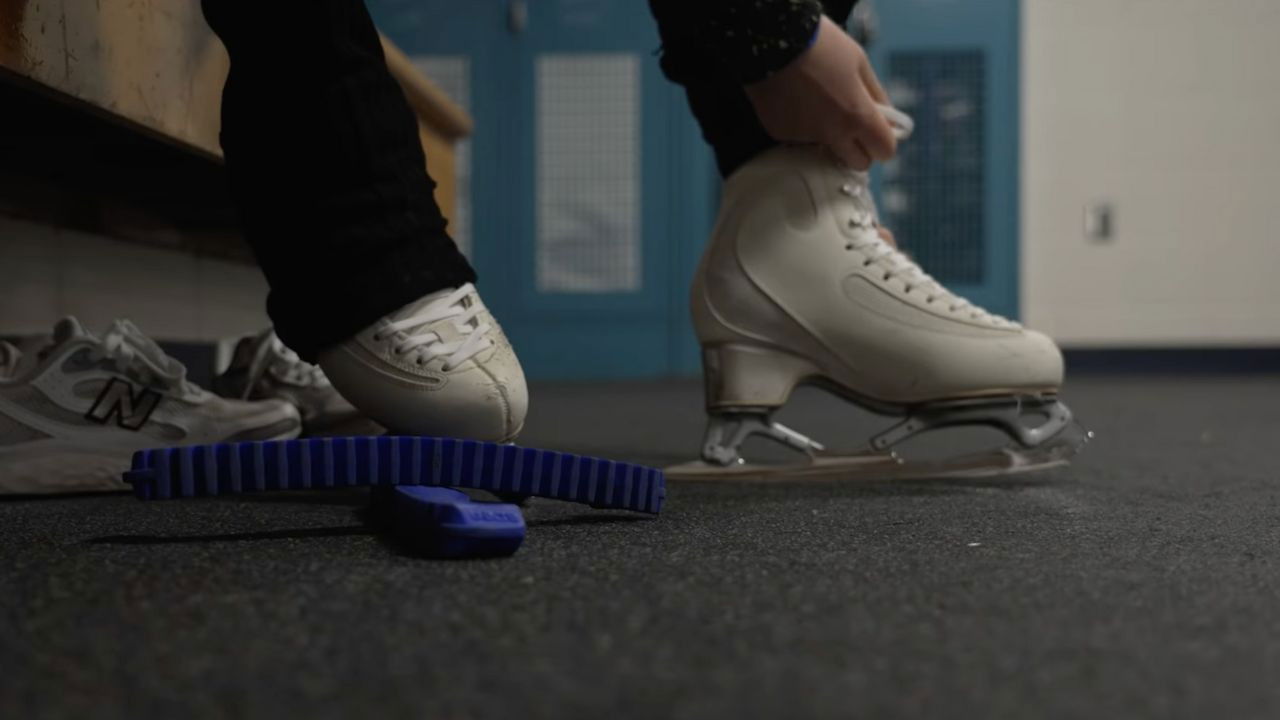 Backdrop image for movie Holding an Edge