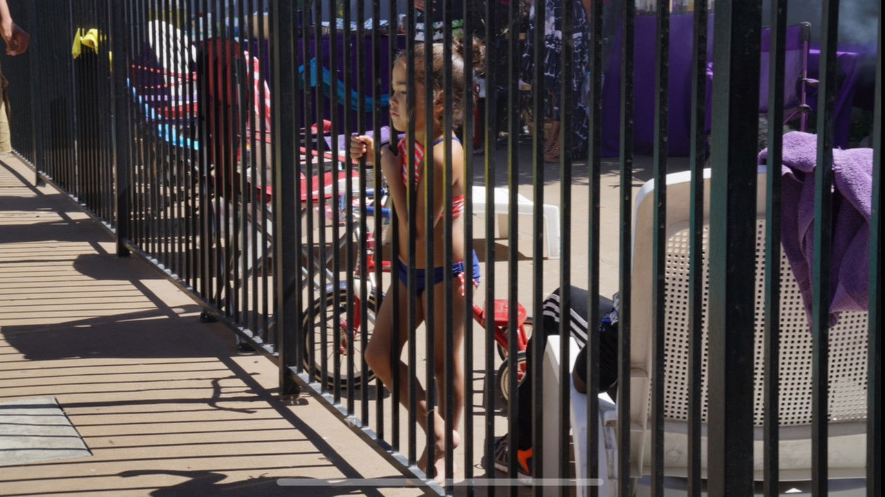 Backdrop image for movie Young & Naive