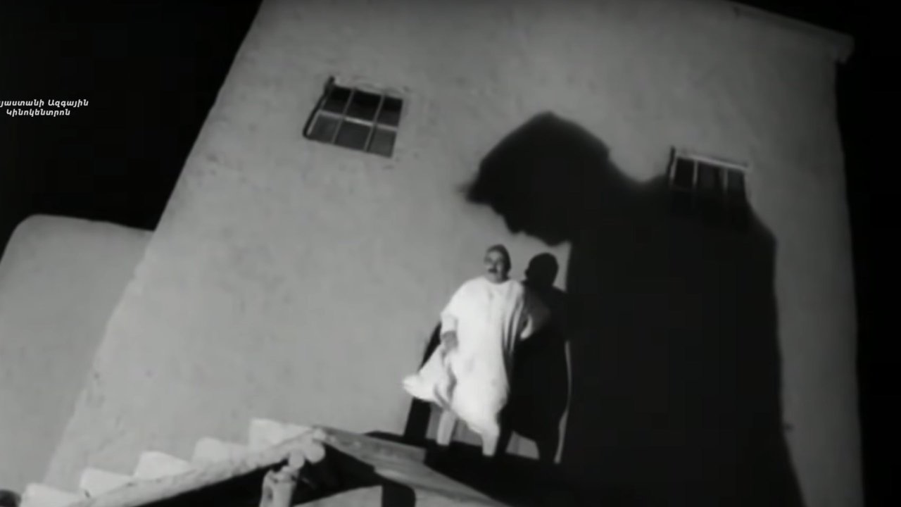 Backdrop image for movie Master and Servant