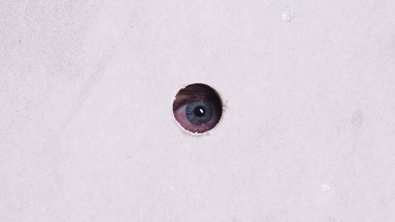 Backdrop image for movie Hull