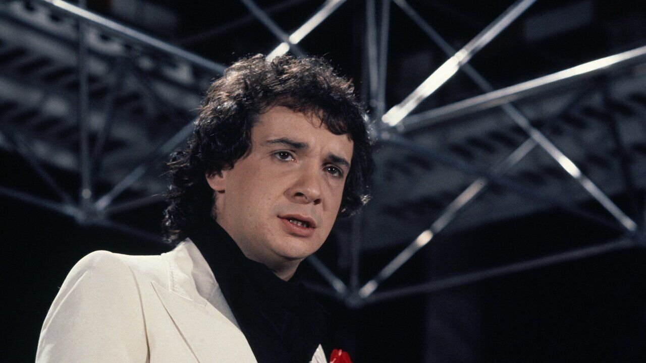Backdrop image for movie Michel Sardou, les meilleures chansons