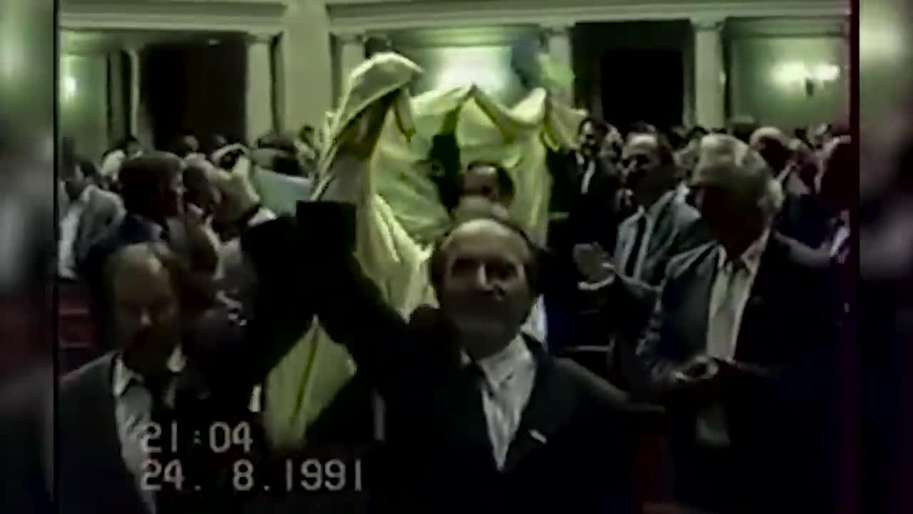 Backdrop image for movie Who are we? Psychoanalysis of Ukrainians