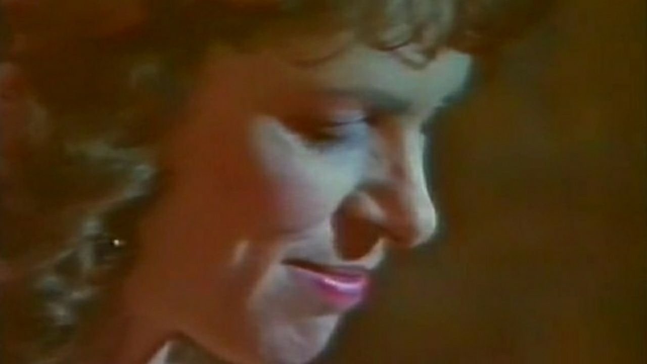 Backdrop image for movie Sara Dale’s Sensual Massage