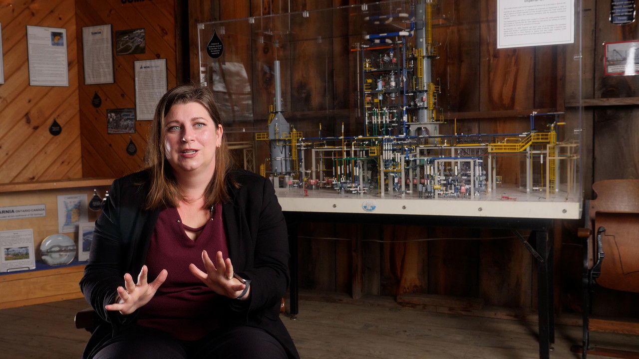 Backdrop image for movie Oil Springs