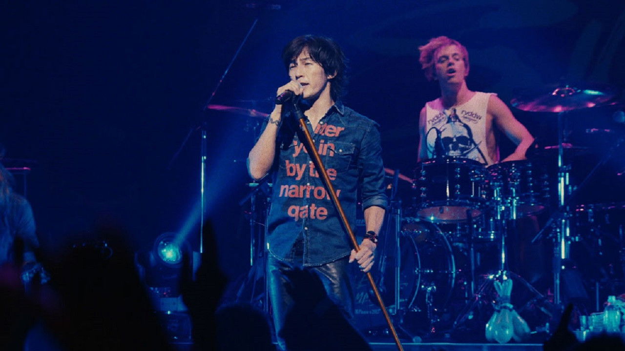 Backdrop image for movie B'z LIVE-GYM Pleasure 2013 ENDLESS SUMMER -XXV BEST-