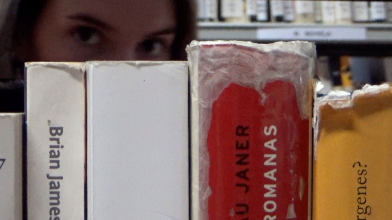 Backdrop image for movie Desesperadas medidas