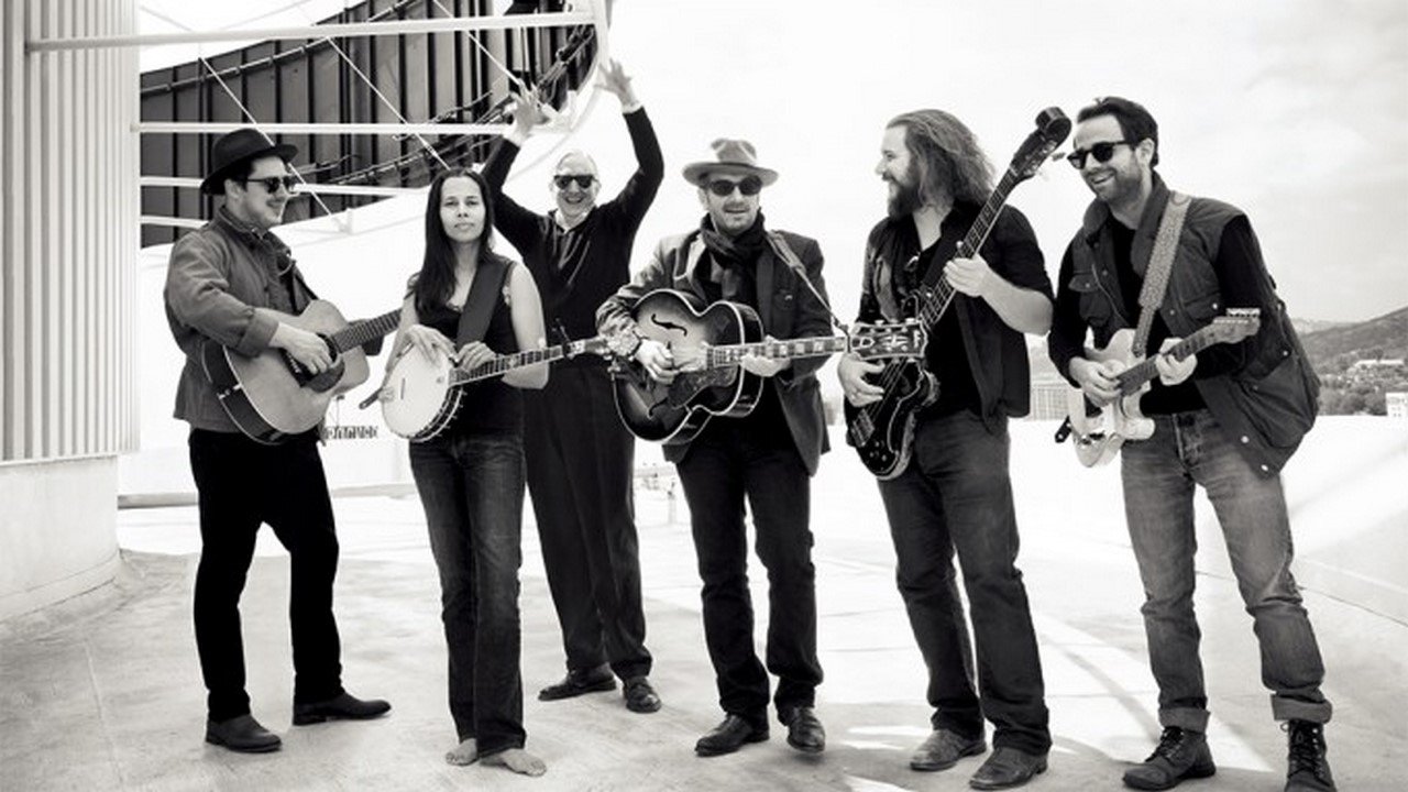 Backdrop image for movie Lost Songs: The Basement Tapes Continued